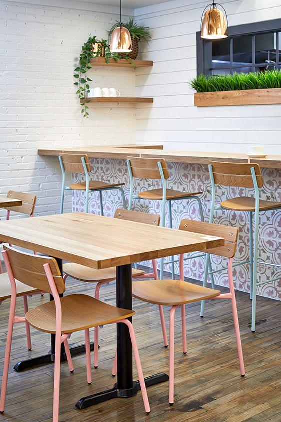 category/colorful_industrial_restaurant_furniture_124830.jpg